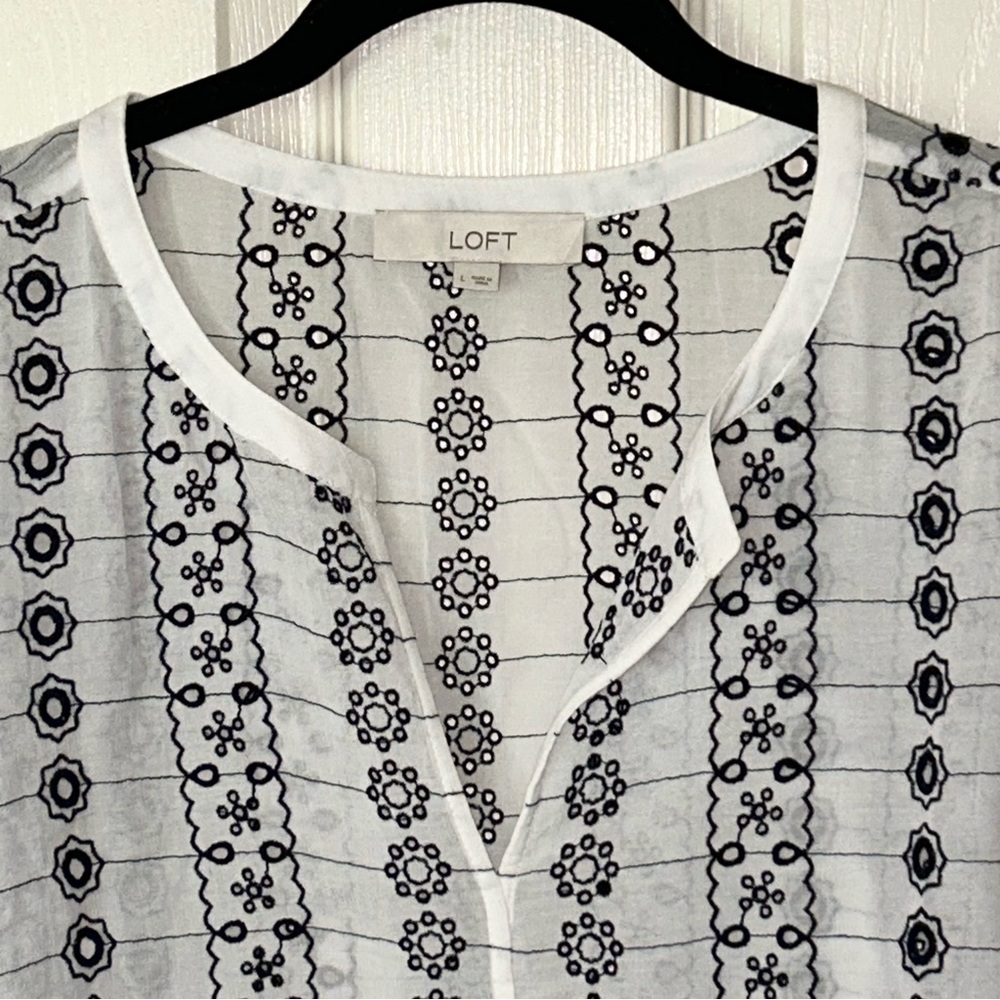 LOFT White & Blue Embroidered Top☀️ - Picture 2 of 9